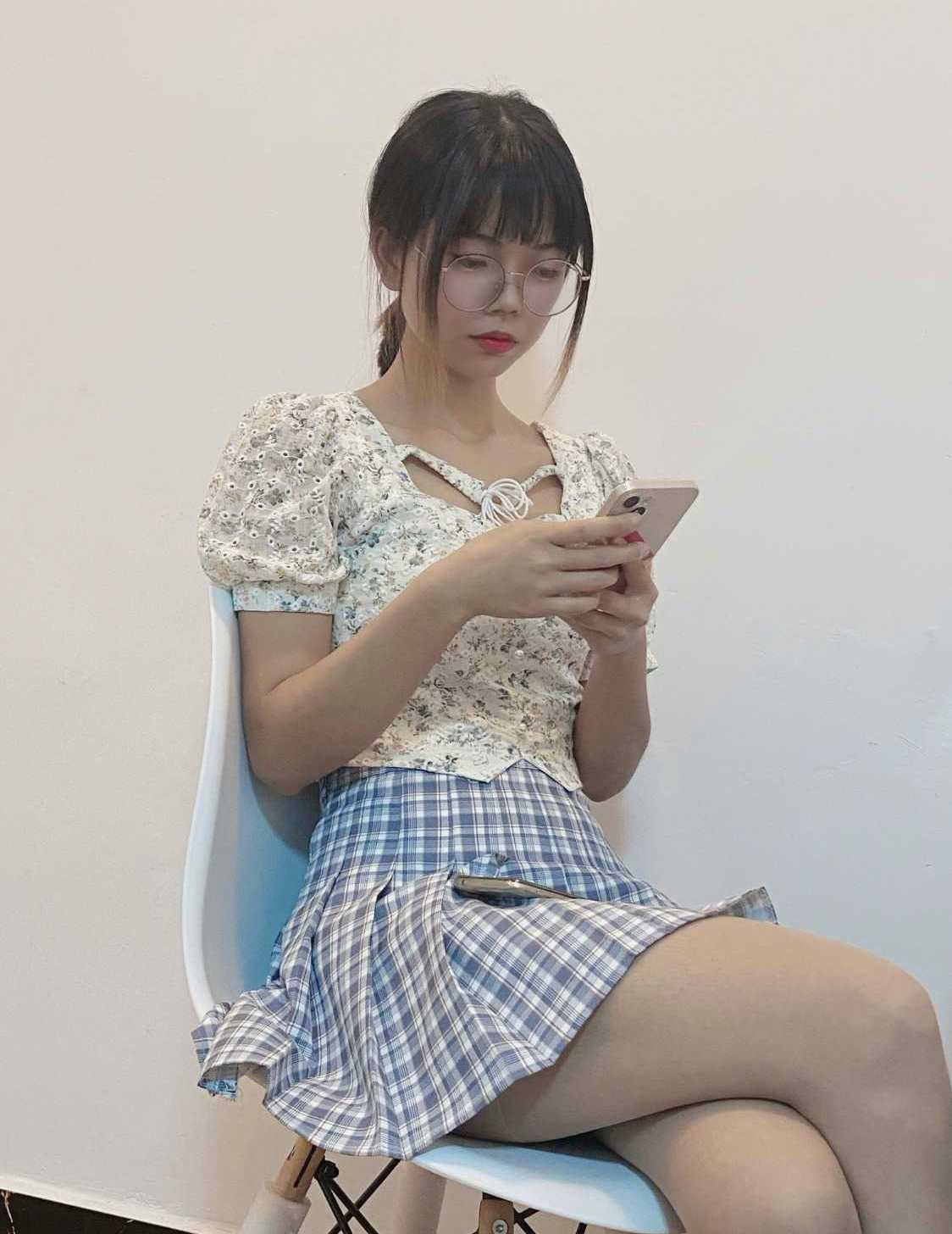 天河智慧城年轻漂亮的妹子